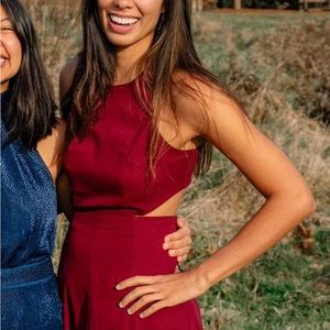 Burgundy lulu’s S maxi open back dress